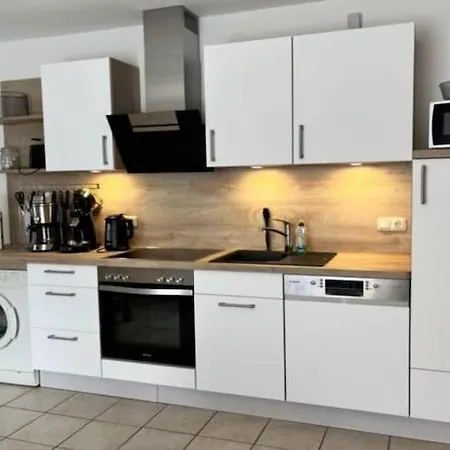 In For 4 Personen, Cleaning Included Lejlighed Trassenheide